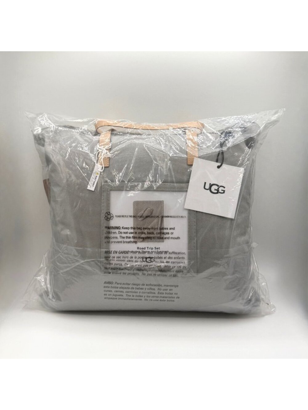 NEW UGG Gray Fleece Throw Blanket 3 Piece Sleep Set Eye Mask Bag Travel